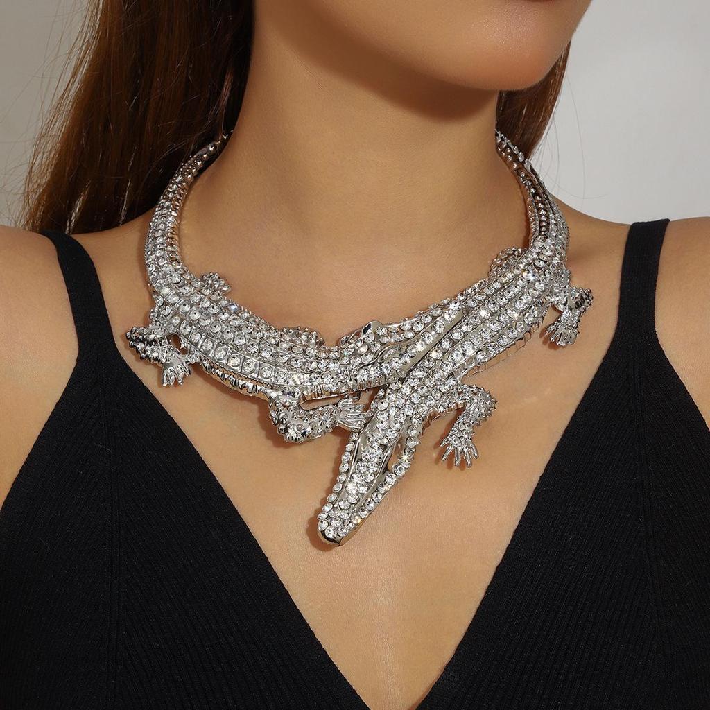 Exaggerated High-End Design Choker Necklace for Women