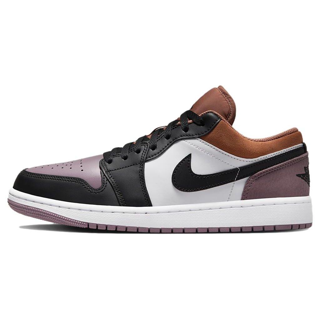 

Чоловічі кросівки Air Jordan 1 Low SE Sky J Mauve Purple White Black FB9907-102 EU 46