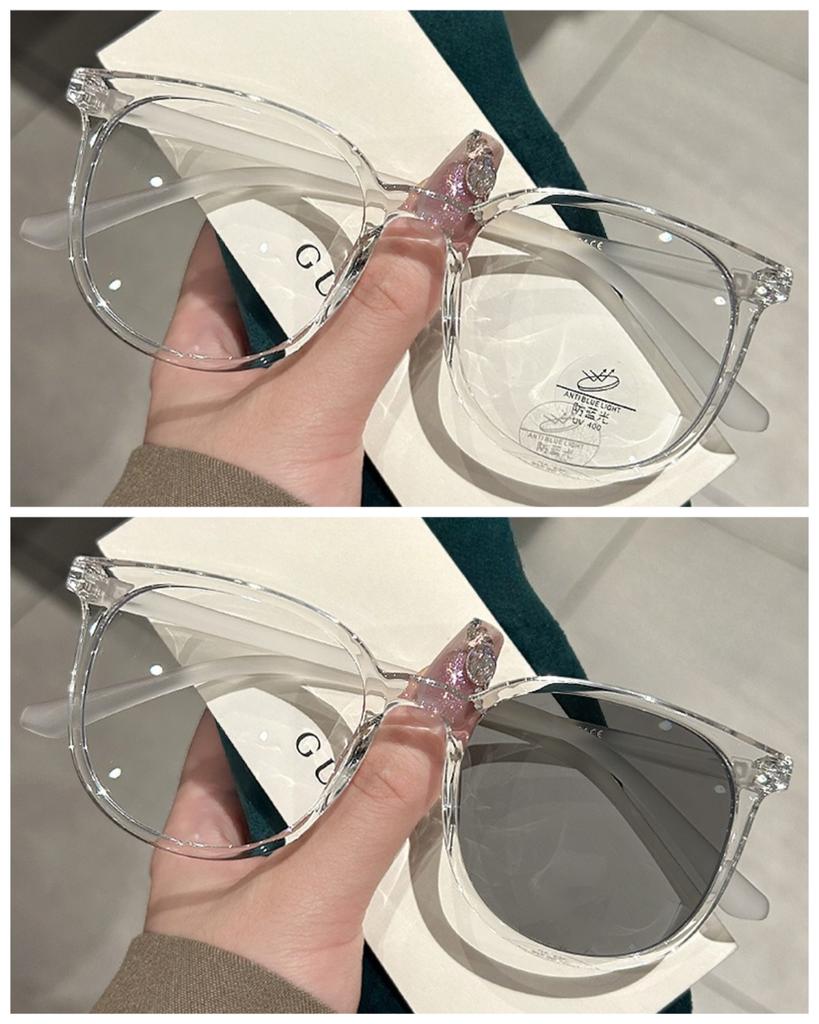 Pochromic Anti Radiation Glasses for Men and Women Simple Oval Anti-blue Transition Eyeglasses Outdoor Shade Sunglasses