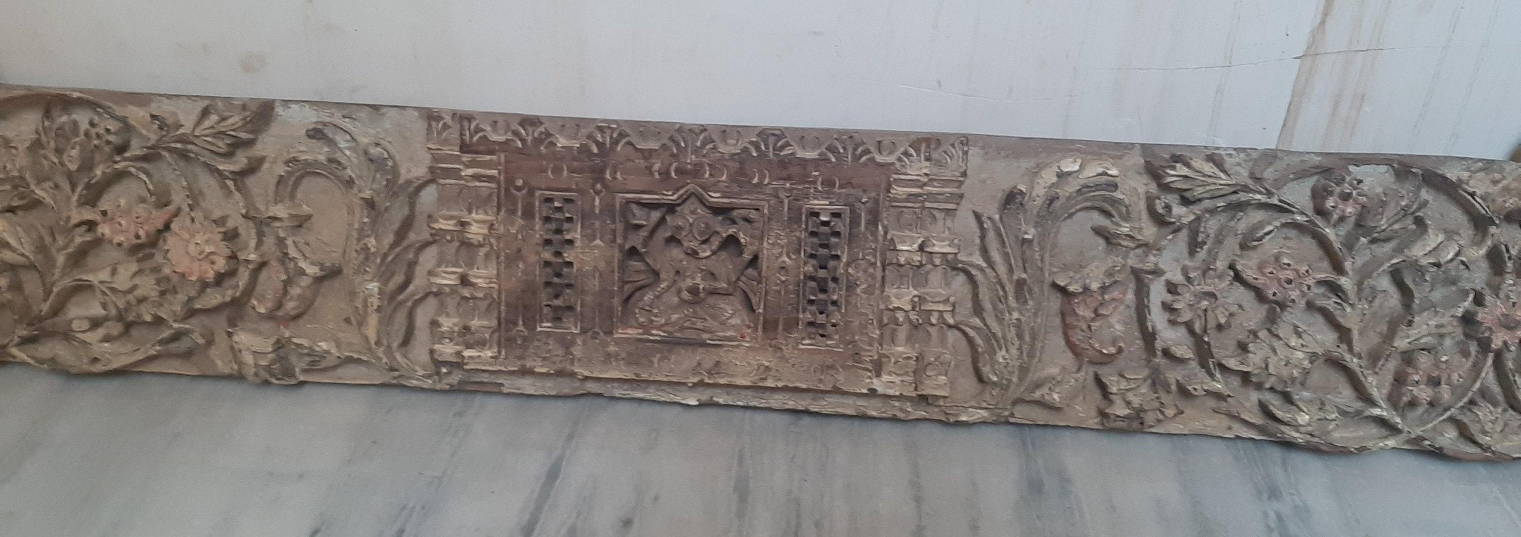 

Антикварная деревянная панель с вырезанным вручную Ганешей: Цветочный Тиковый Декор 16” X 8” X 24” (l x w x h) разноцветный