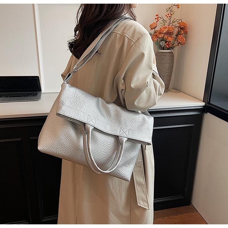Stylish Large-capacity Tote Bag Women's Simple and Versatile Shoulder Bag Niche High-end Textured Women's Bag