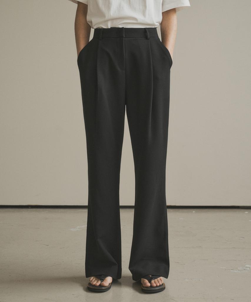 Siyajyu Sipt7108 One-Pleat Loose Fit Bootcut Slacks_Black