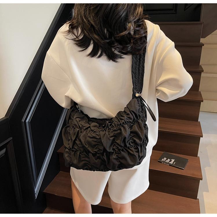 Simple Water Deli Shape Nylon Crossbody Bag With Zipper Pouch For Daily Use