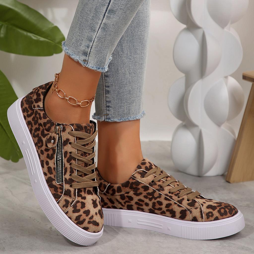 Fashion Fashion Leopard Lace Up Skate Shoes Women 2025 Summer Punk Metal Zip Decoration Round Toe Low Heel Casual Shoes Non Slip Sneaker