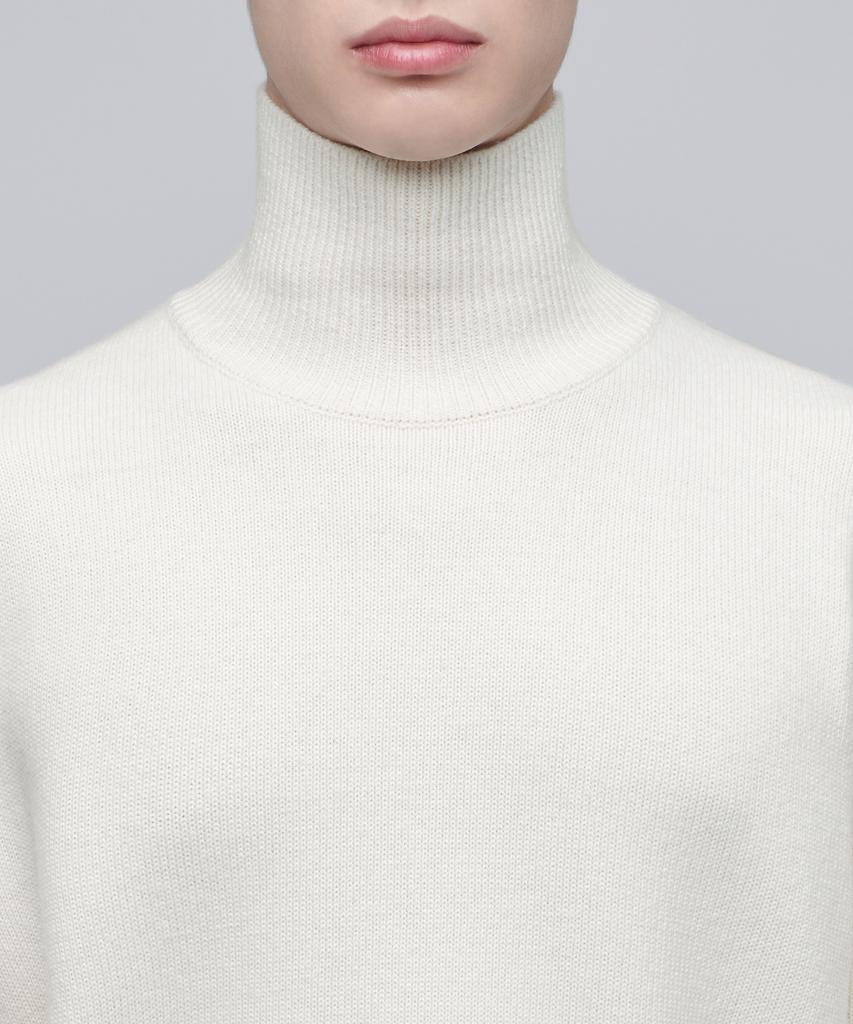 MUSINSA STANDARD Oversized Turtleneck Knit [Cream]