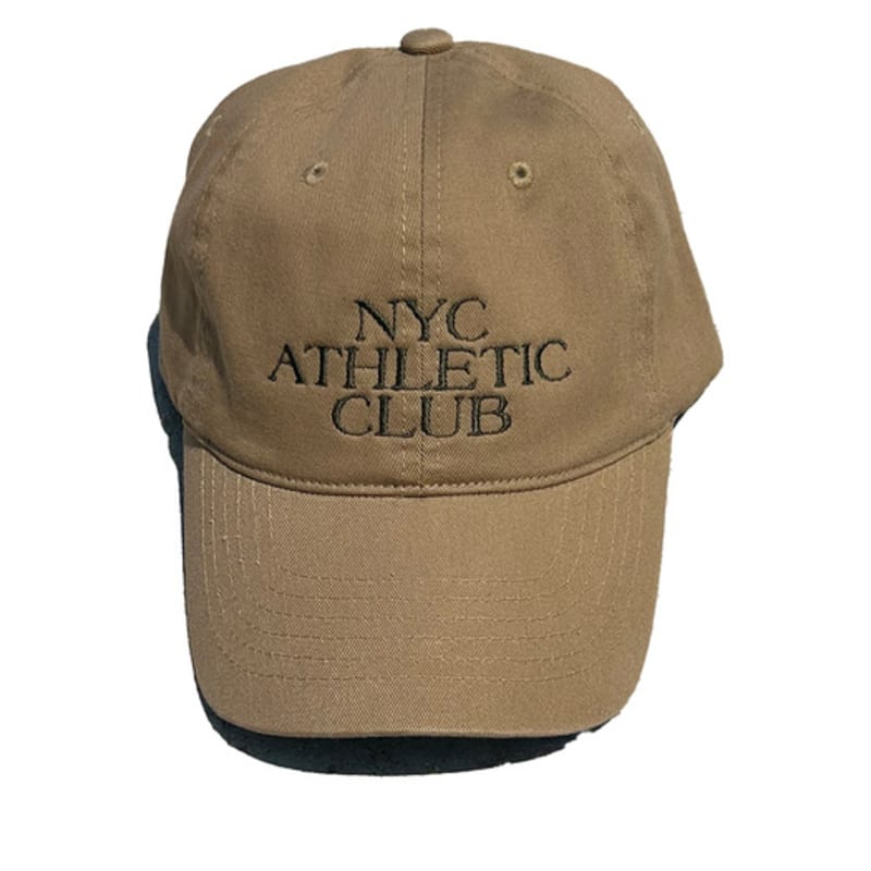 

STAFFONLY NYC АТЛЕТИЧЕСКАЯ КЕПКА (БЕЖЕВЫЙ) FREE