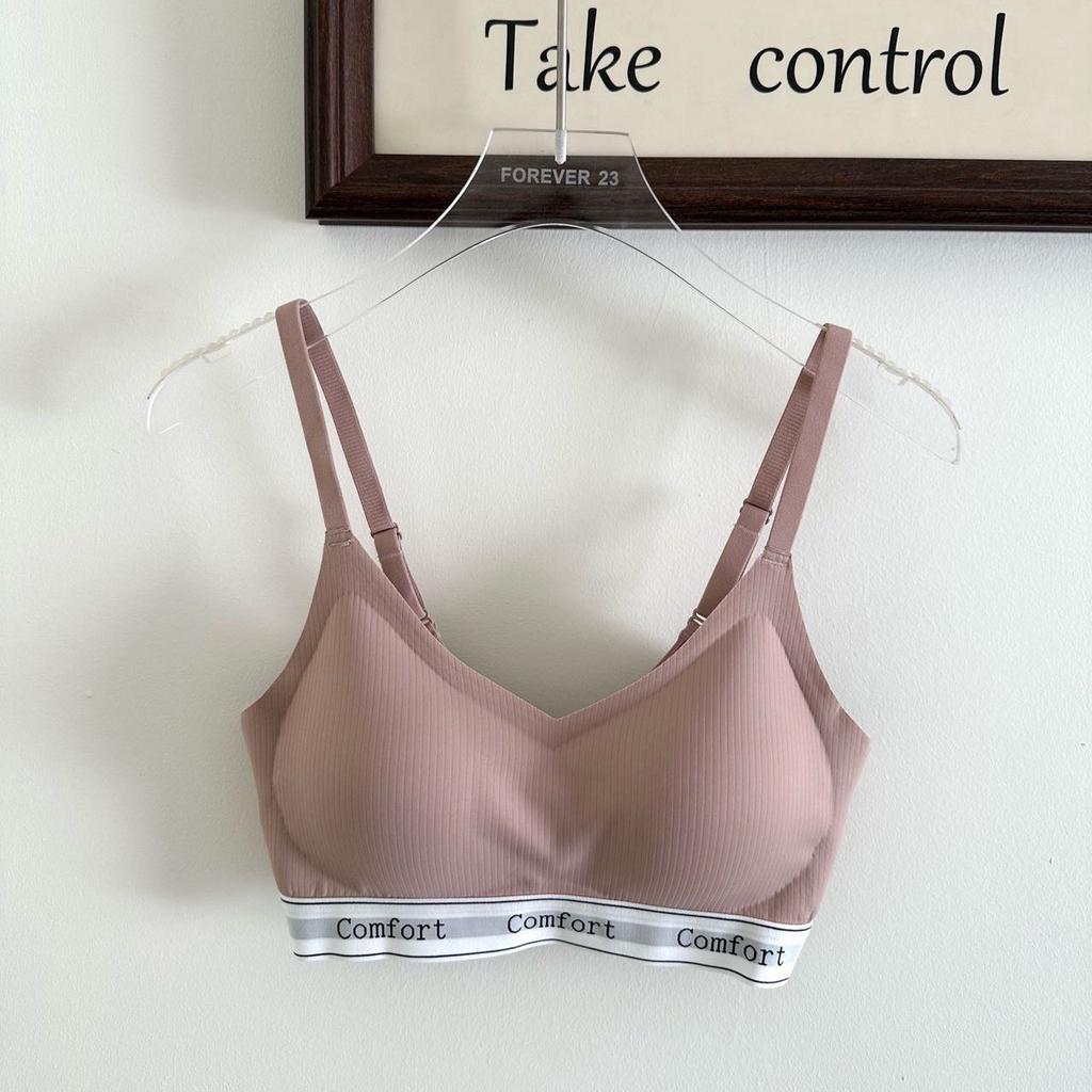Milk ice silk underwear women's seamless steel rim gathering big breasts showing small breasts thin bra cover