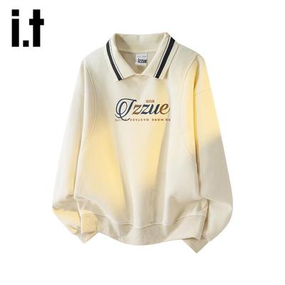 Üst Kıyafetler – Kapşonlu Kazaklar & Svetşörtler