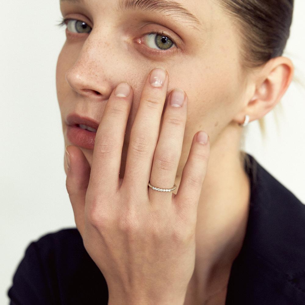 Lunne 14K Seven Diamond Pavé Line Ball Ring (14K Gold) Lcr06 (B Type)