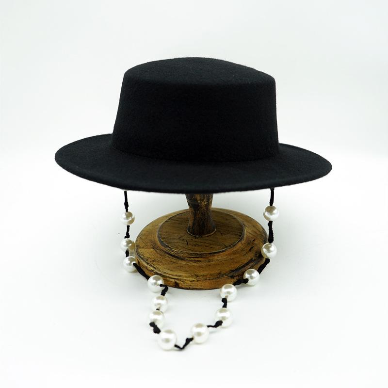 British Retro Black Woolen Flat Top Top Hat Women'S Autumn And Winter Pearl Chain Flat Brim Felt Hat Internet Celebrities Of The Same Style