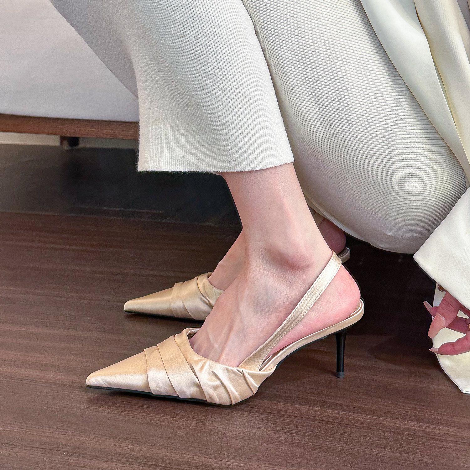 

Премиум сатиновые босоножки с заостренным носком и мелким носком женские сандалии с пустым носком и тонким каблуком на высоких каблуках 35 абрикосовый