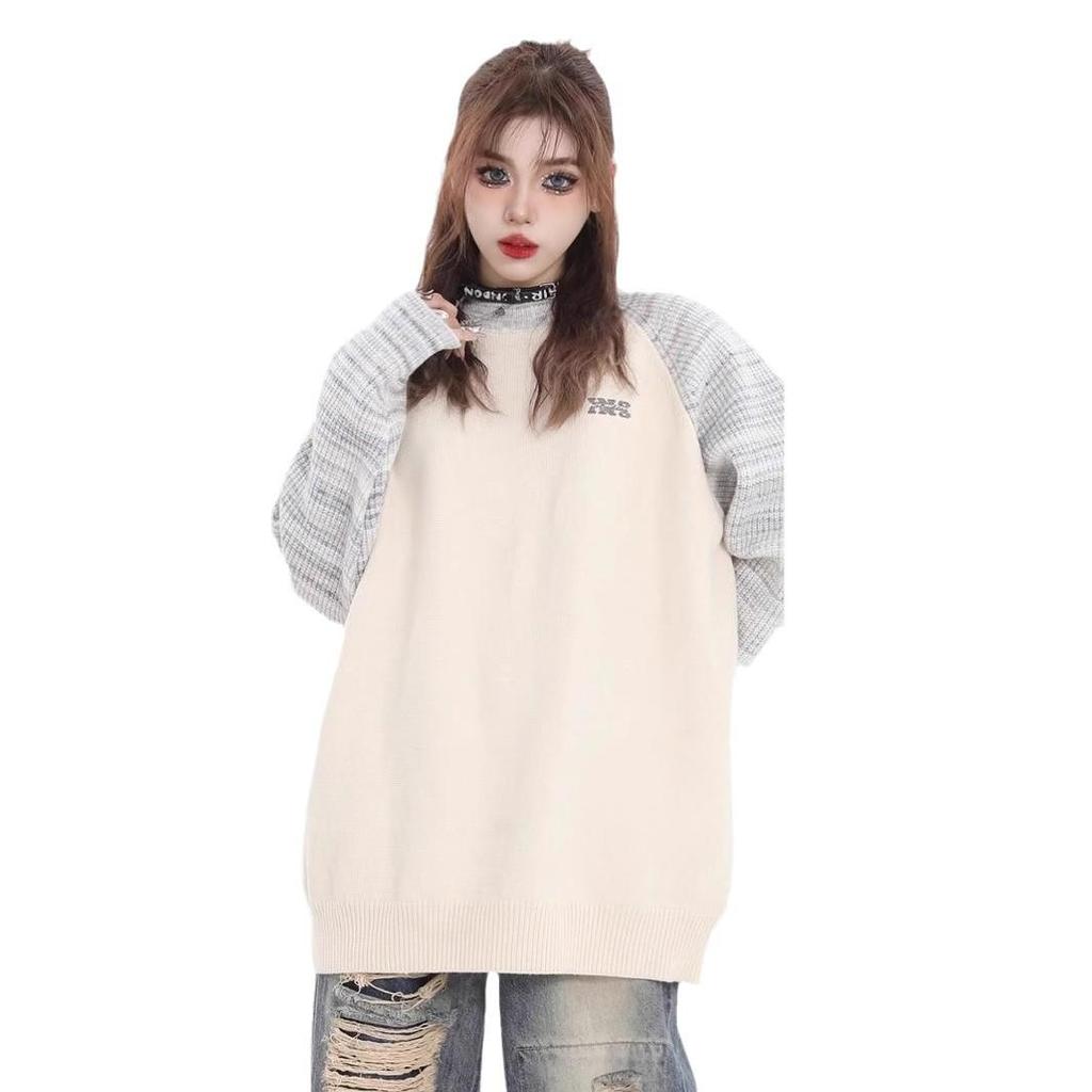 Unisex High-End Color Block Round Neck Sweater – Soft, Glutinous Knit with a Trendy, Relaxed Style
