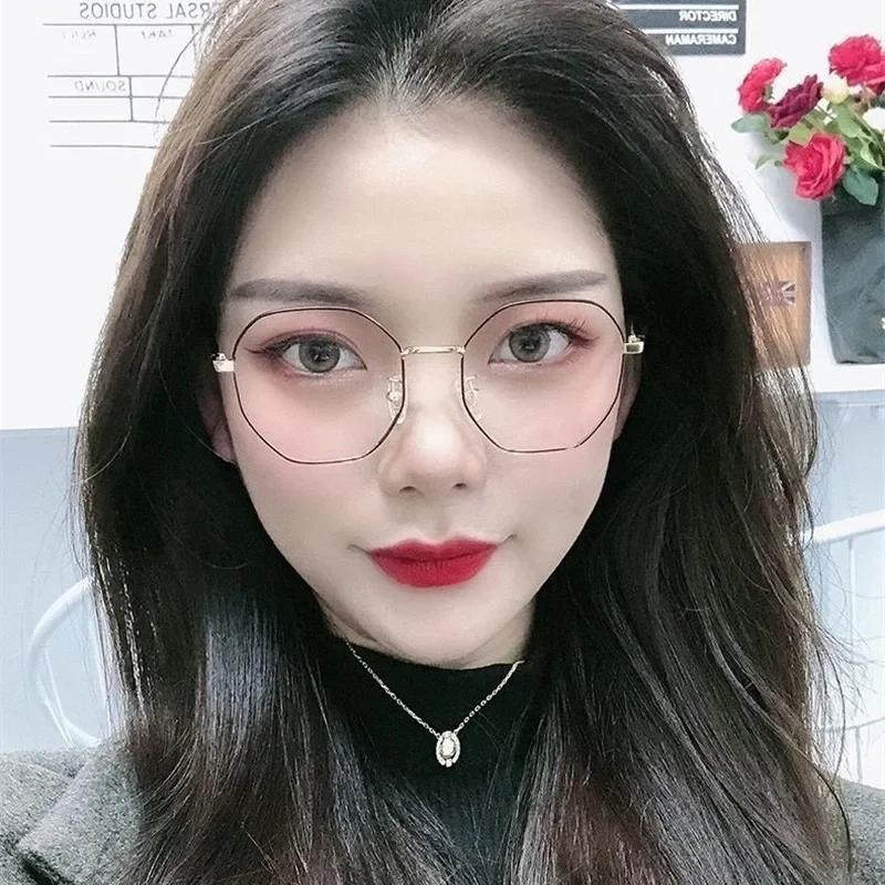 Retro Unisex Polygon Anti Blue Light Glasses Metal Frame Flat Ocular Fashion Comfortable Transparent Spectacle for Women Men