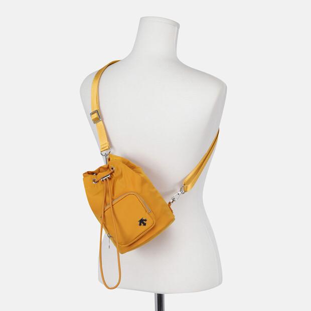 Descente Women'S Mini Bucket Bag Camel Sq322Ubg74