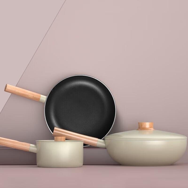 DStt Engla Light Luxury 3-Piece Cookware Set
