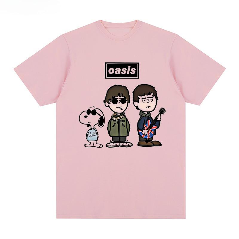 

2025 OASIS Band Snoopy Camiseta De Manga Corta Retro Europeo Y Americano Punk Rock Joven Dibujos Animados Hombres Y Mujeres 4XL