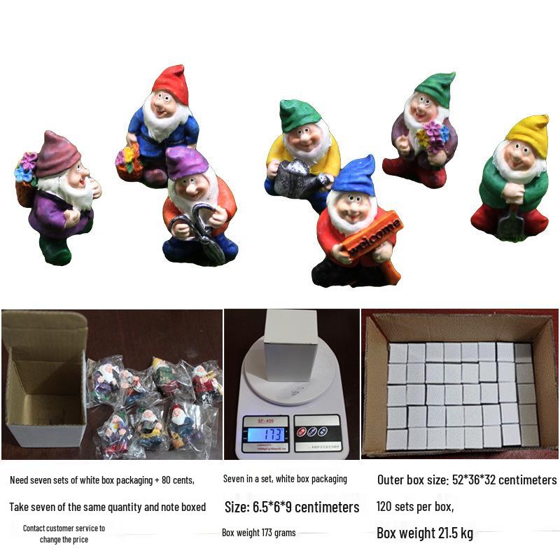 Moss Micro Landscape Garden Gnome Resin Figurine - Christmas Elf Decor