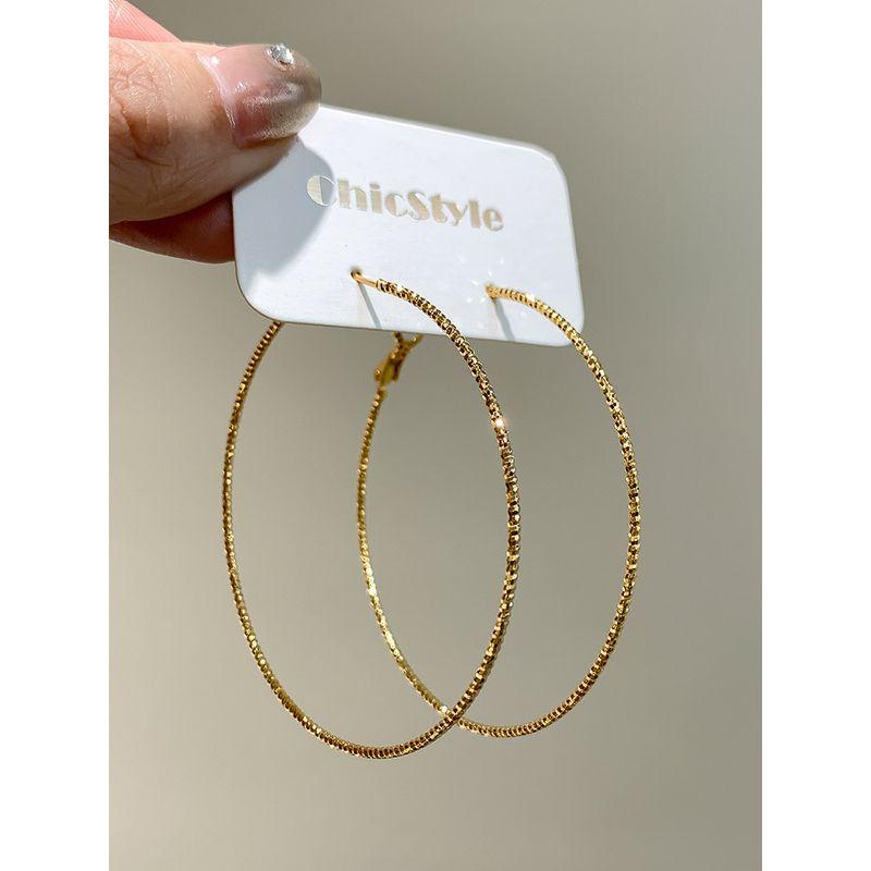 Fashion Ins Exaggerated Metal Big Circle Fine Hoop Earrings Fashionable Hipster Ear Ring Personality Street Earrings for Women Gold