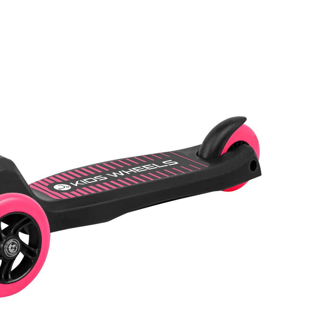 Rebel Wheels three-wheeled balance scooter for children, lightweight and adjustable