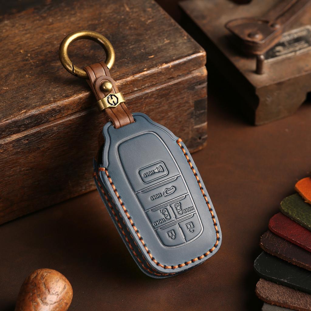 Suitable for Toyota Senna Key Case Gryvia El Favelfa Handmade Leather Car Creative Key Case