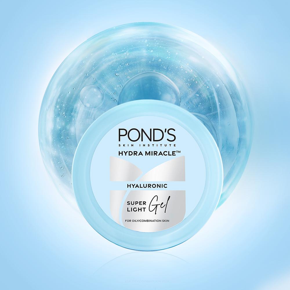 Pond's Super Light Gel Moisturiser 200ml For Oily Skin With Hyaluronic Acid Vitamin E – Fast Absorbing, Non Greasy, Daily Glow Care