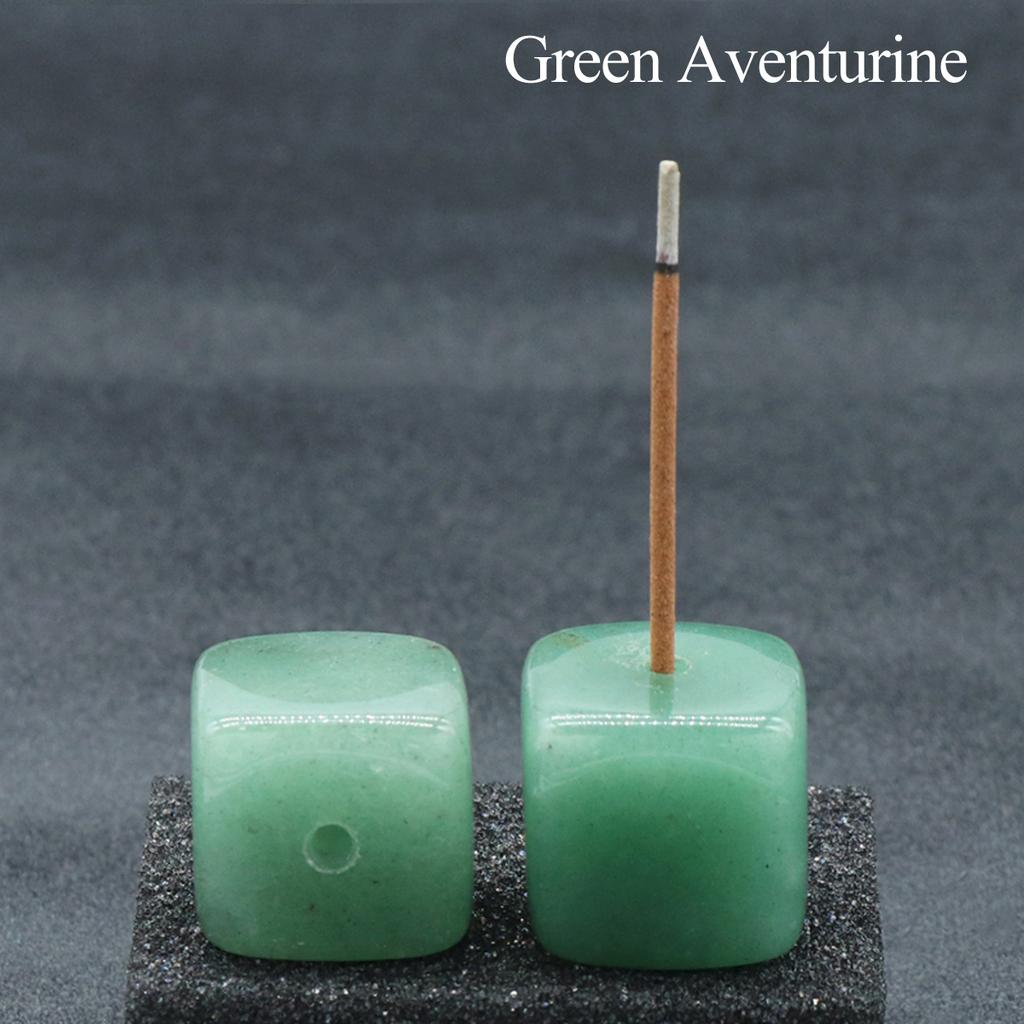 2 Stück quadratischer Räucherbrenner aus Natursteinkristall, Räucherstäbchen-Diffusor-Dekoration, Zen-Heimaltar-Dekoration, Meditationszentrum-Dekoration mit geometrischem Design