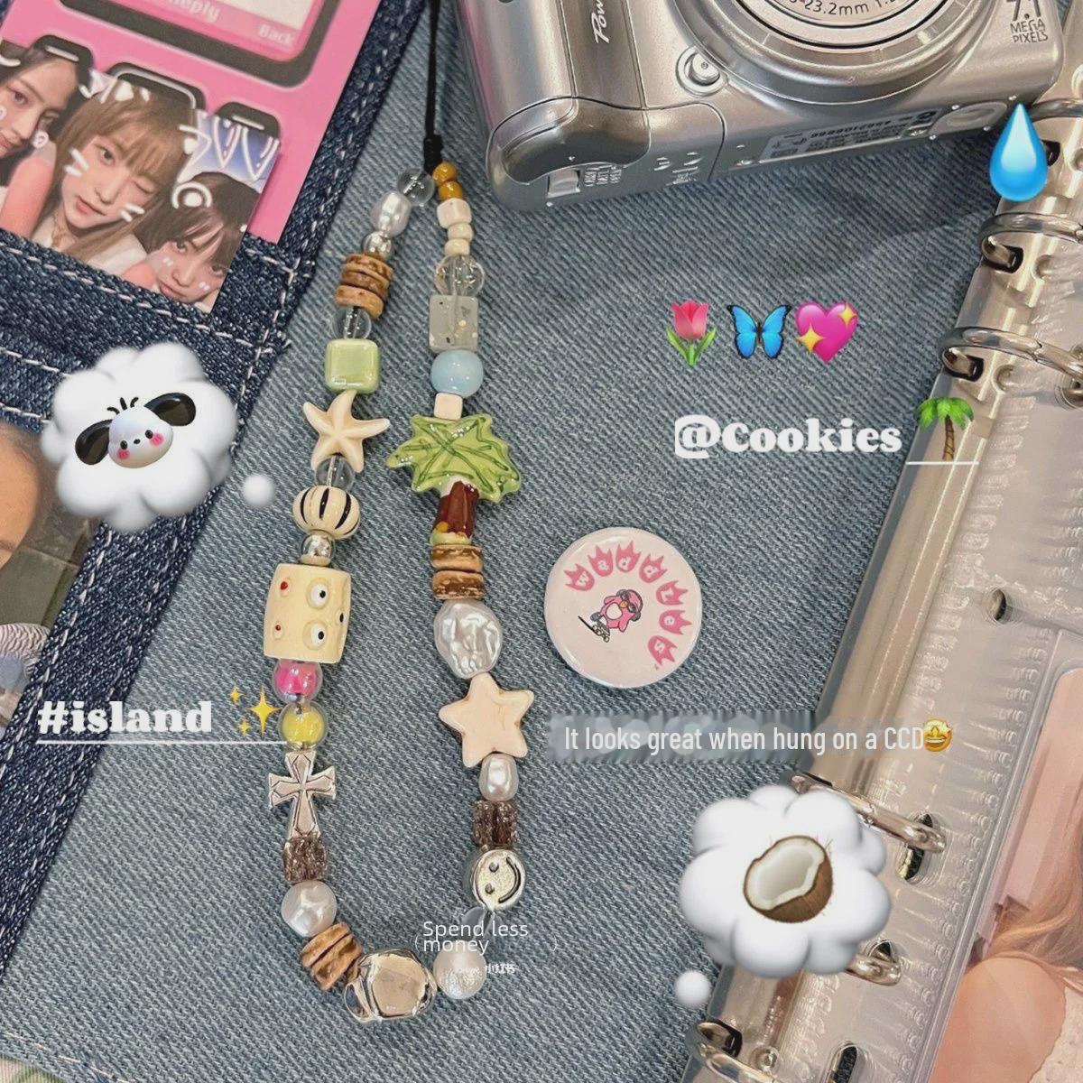 

Puppy & Island: Xiaohongshu Original Beaded Camera Pendant Anti-Lost Strap