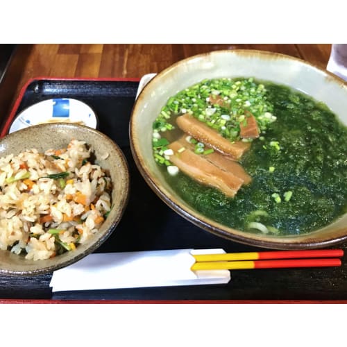 Okinawa Limited Edition Bamboo Lacquer Chopsticks, 5 Pairs with Non-slip Grips, 3 Packs with Okinawan Stickers