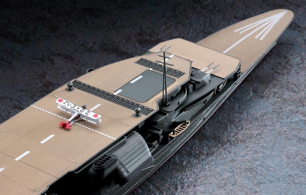 Hasegawa Japanese Navy Aircraft Carrier Akagi Triple Deck with Carrier Aircraft Set Plastic Model 30072 1/700 (Biplane) (Ship)