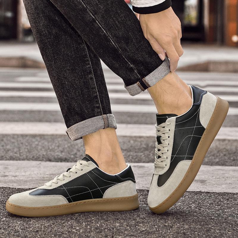 Fashion Designer Men Leather Casual Shoes Lace-up Men Lightweight Comfortable Soft Walk Sneakers Driving Flats Men Outdoor Oxfords Shoes