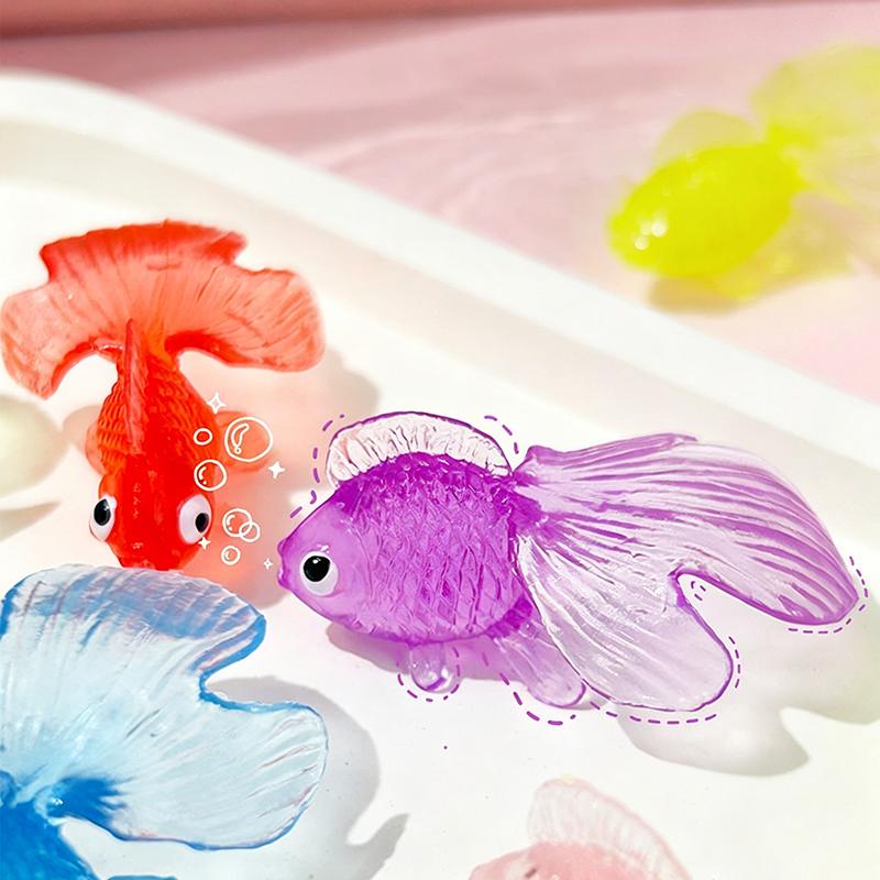 10/20 Stück Künstliche Aquarium Goldfische Fake Gummi Fisch Ornament Realistisch Bewegliche Schwimmende Fische Katzen Spielzeug Haustierbedarf Tmz