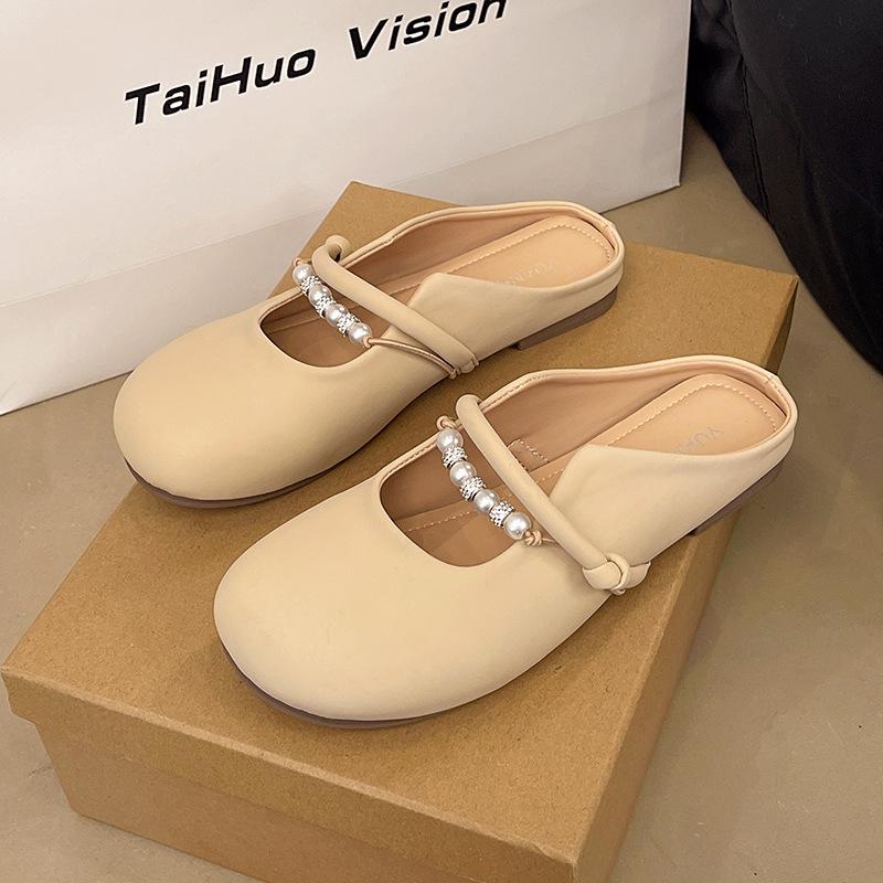 

Versatile skirt light mouth flat-bottomed slippers women s new summer round head retro white Mary Jane shoes 35