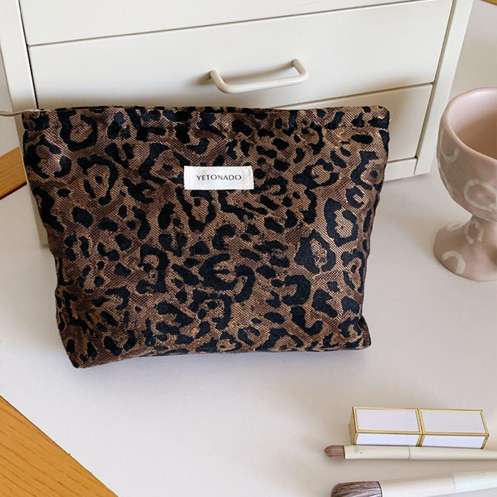New Polyester Canvas Clutch Bag Large Capacity Zipper Closure Makeup Bag Leopard Print Portable Cosmetic Storage Pouch Women Use