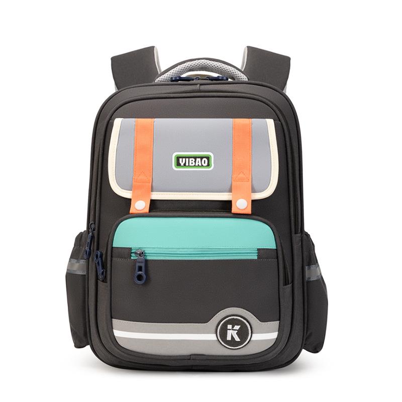

British-Style School Backpack for Grades 1-6, Ergonomic, Spine-Supporting, Large Capacity, for Boys and Girls. сірий колір