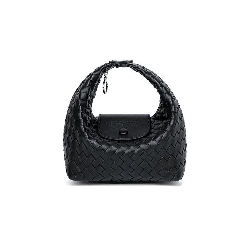 New hand-woven crescent bag fashion trend shoulder bag niche design messenger bag versatile simple handbag