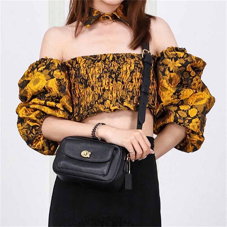 Coach Willow 20 Solid Color Zipper Closure Pebbled Leather Camera Bag Women Shoulder Bag Black C0823-B4BK