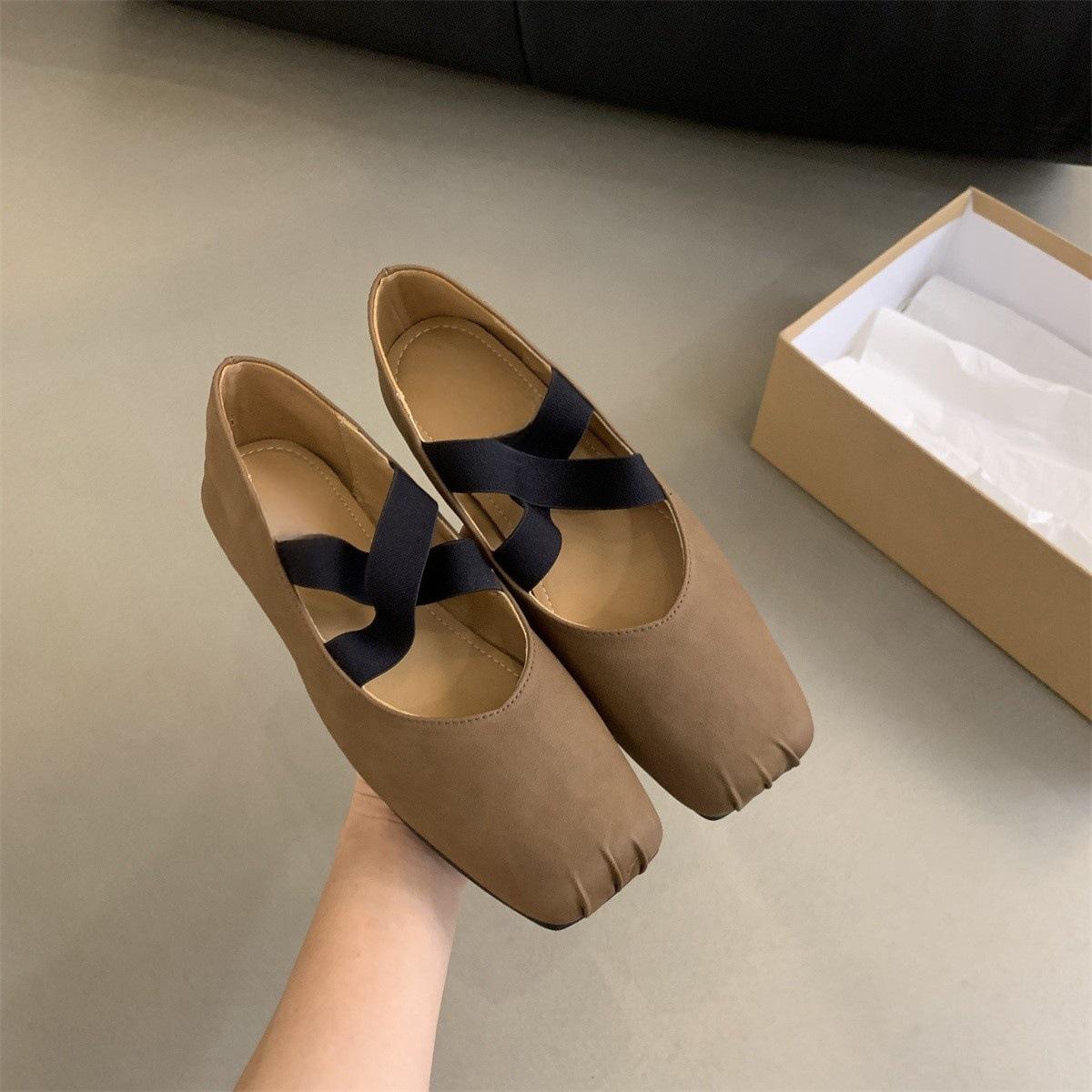 

Туфли женские с квадратной головкой и неглубоким горлом весна-осень 2024 года, новые французские ретро-балетки на плоской подошве в стиле «Мэри Джейн» 40 темно-коричневого