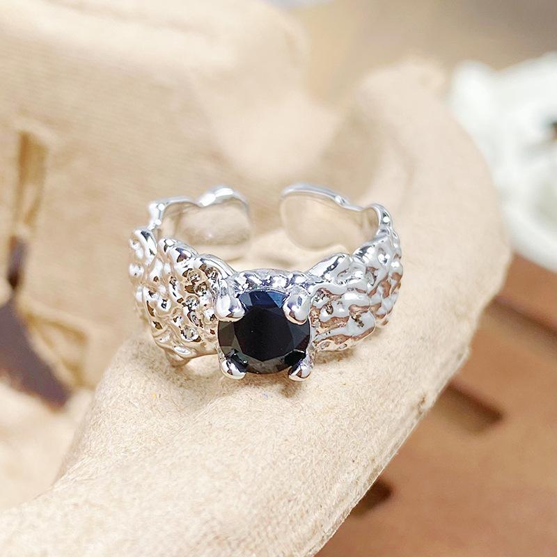 Punk Personality Dark Wind Black Zircon Irregular Opening Ring Female Niche Design Exquisite Stacked Ring Female