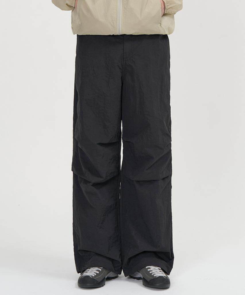 TOFFEE Utility Wide Parachute Pants (Black)
