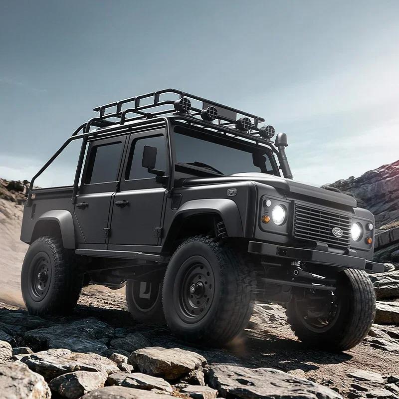 Professional MN111C 1:18 RC Car 4-wheel Drive Land Rover Defender 2.4G Full Scale Remote Control Car Truck Climbing Off-Road Vehicle Toys for Kid Gift