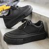 Nuevas zapatillas de skate clásicas de moda para hombre, de suela gruesa y caña baja, cómodas zapatillas de baloncesto con suela suave