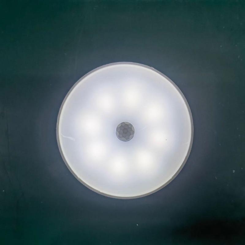 1 bucată, lumină de noapte cu senzor de mișcare cu LED - Detectare PIR ultra-sensibilă pentru pornire/oprire instantanee - Economie de energie și de la amurg până la zori - Instalare fără probleme