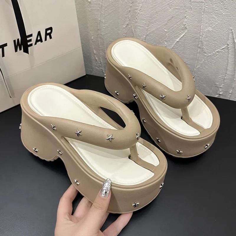 Star Rivets Chunky Wedge Flip Flops Women Summer Clip Toe Eva Platform Slippers Woman Punk Style Thick Bottom Sandals Female