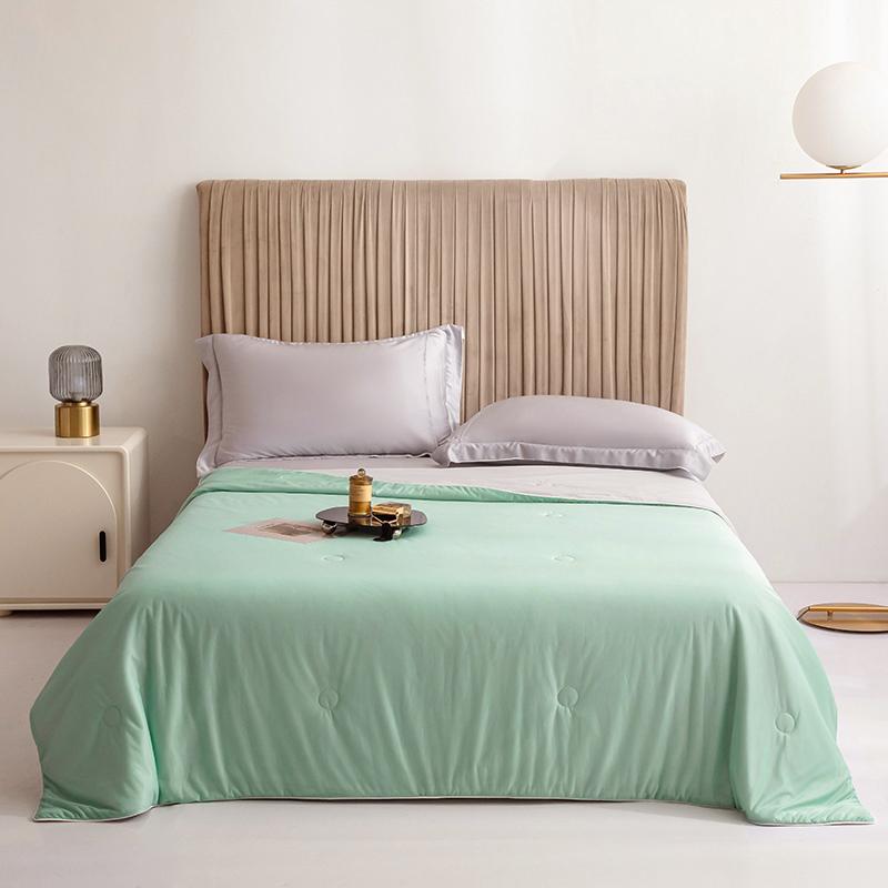 Cool Blanket for Bed Smooth Double Side Cooling Fabric Summer Quilts Silky Breathable Air Condition Comforter Thin Duvet Queen