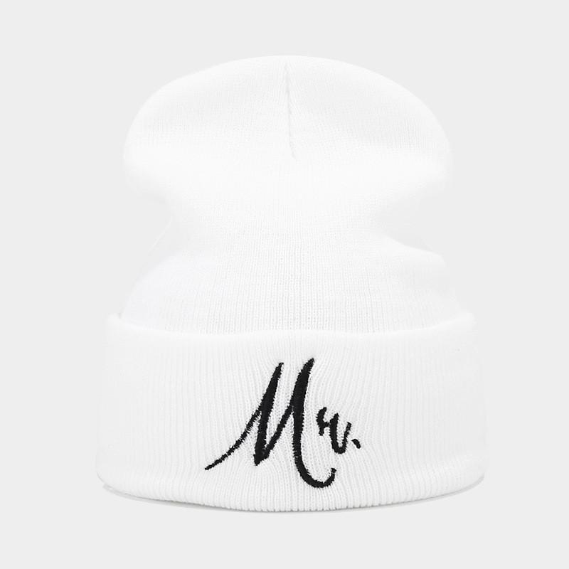 Letter Embroidered Knit Hat For Wedding Ceremony Fall Winter Unisex White Mr