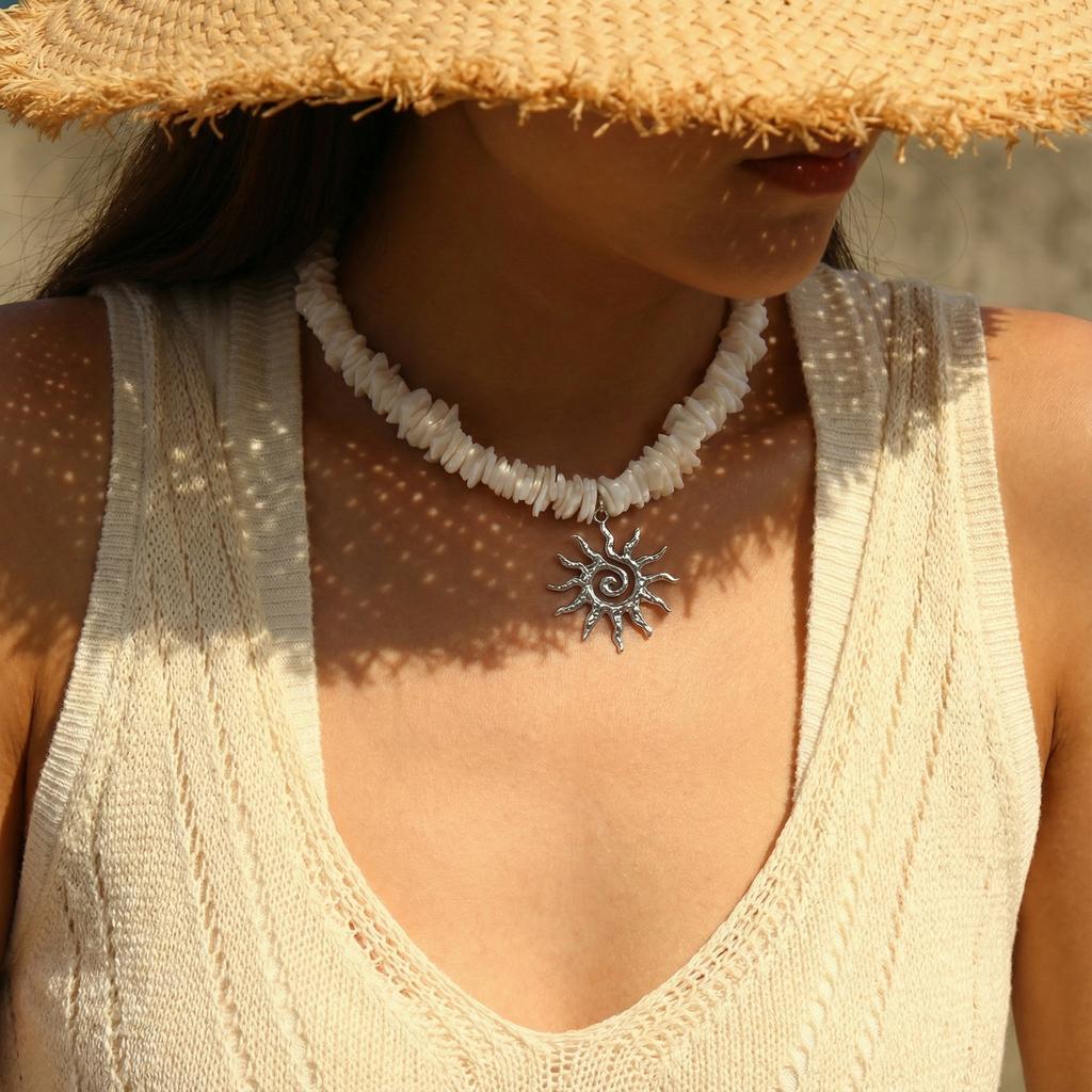 Bohemian Rainbow Beaded Choker Necklace for Women Vintage Silver Color Sun Pendant Necklaces Summer Beach Vacation Jewelry Gift