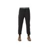 Partea de jos – Pantaloni de trening și colanți