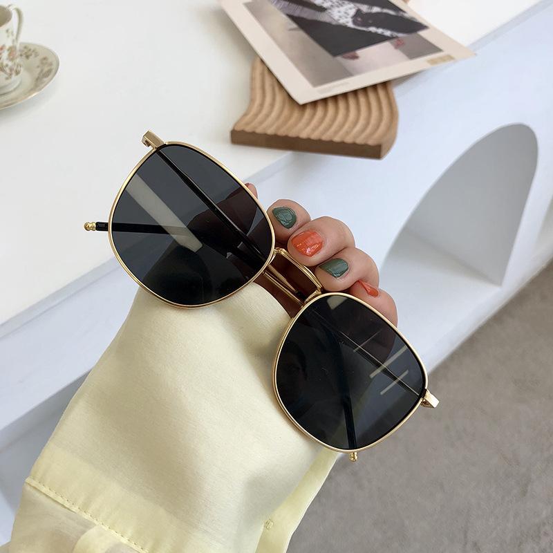 New Style Sunglasses Men Women Square Shape Alloy Frame Uv400 Protection Sunglasses For Women Korean Style Glasses
