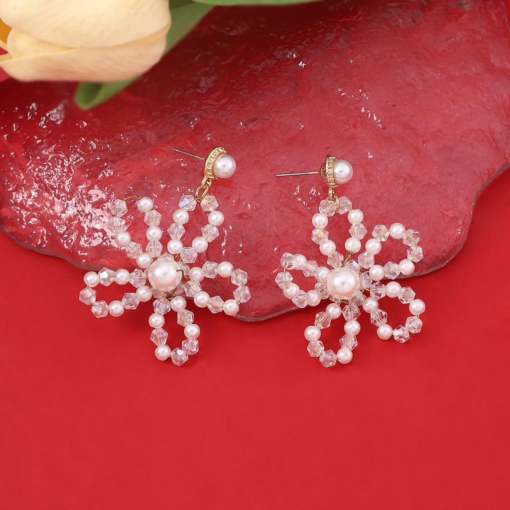 Korean Wedding Style Handmade Beaded Hollow Three-dimensional Flower Earrings, Sweet and Fresh Imitation Pearl Fairy Earrings