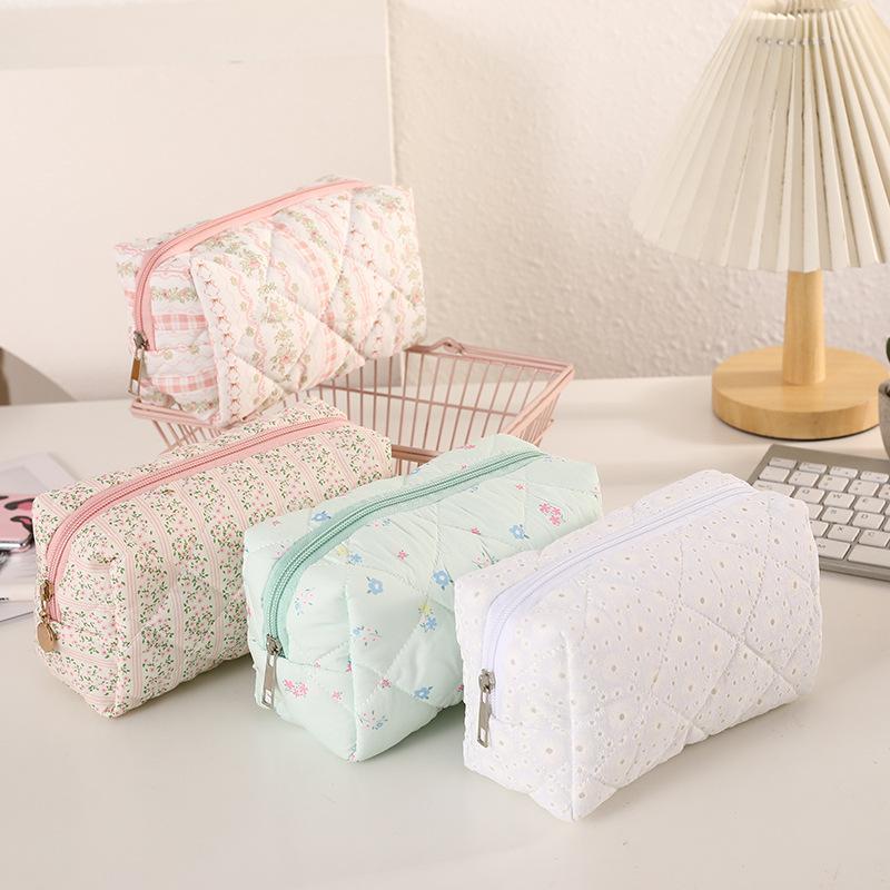 1Pcs Cotton Zipper Storage Bag Cute Floral Quilted Pencil Case Multiple Patterns For Teen Girls School Office Supplies